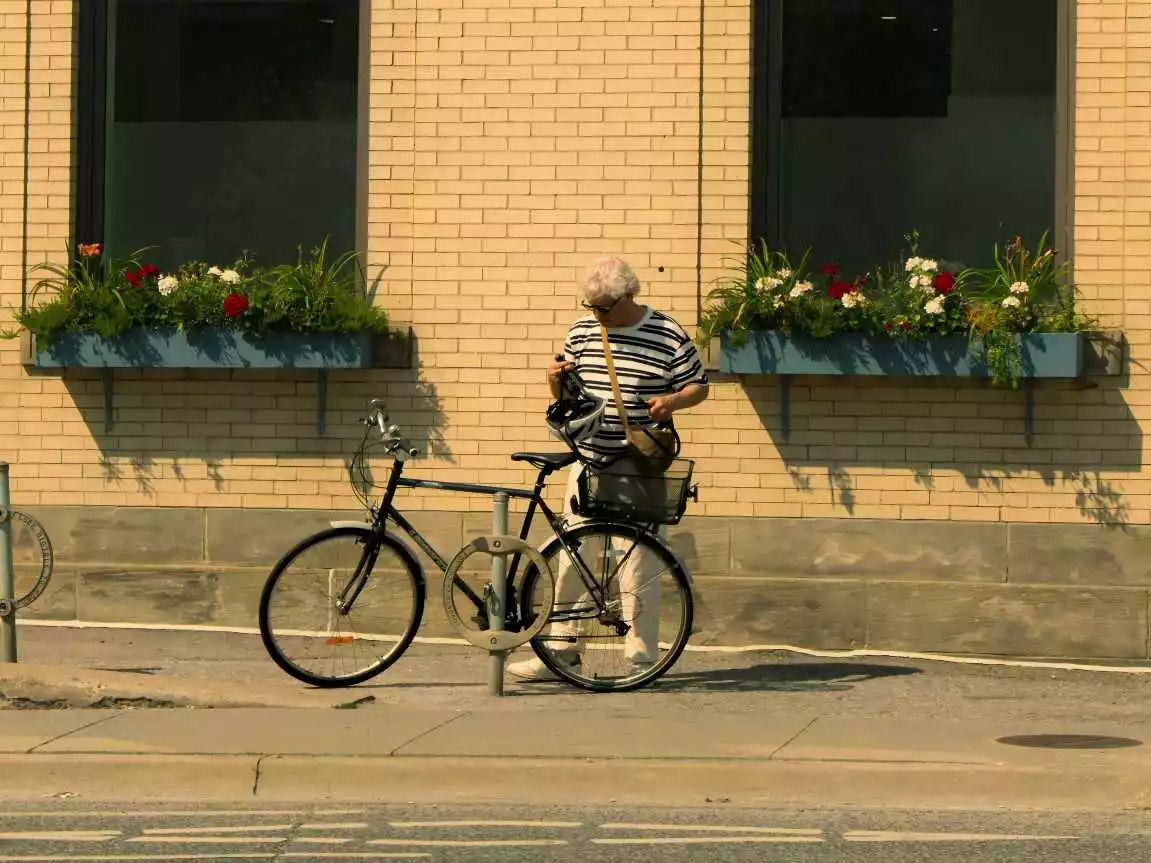 Tirar logotipos, textos e selos de forma precisa